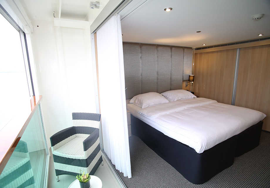 Deluxe Balcony Suite 2use